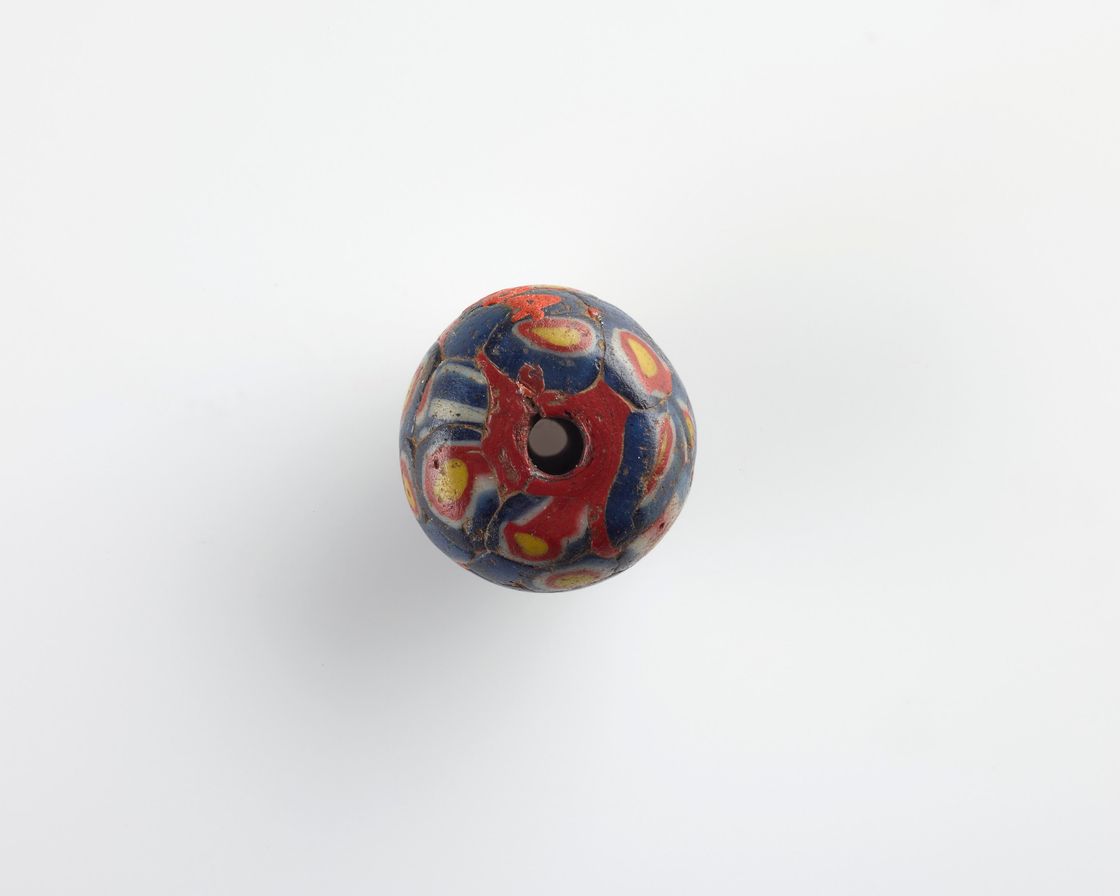 Bead, spherical; longitudinal bore